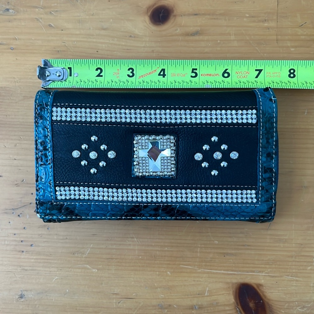 Ss Collection Wallet New Without Tags - image 1